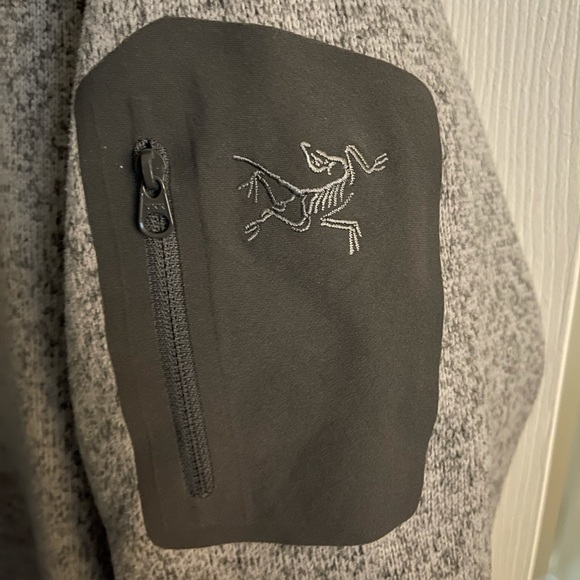 Arc’teryx Men’s Covert 1/2 Zip Fleece - Picture 4 of 5